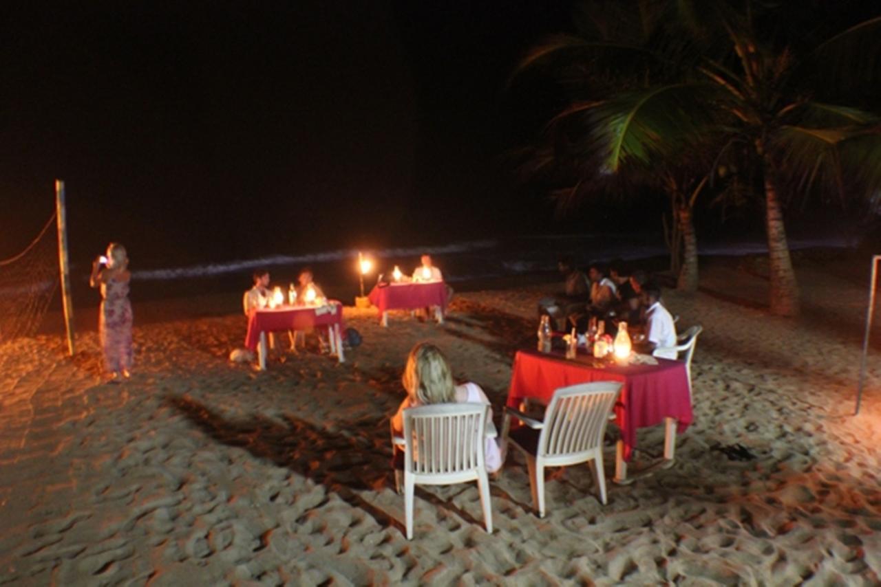Oasey Ayurveda Hotel Bentota Bagian luar foto