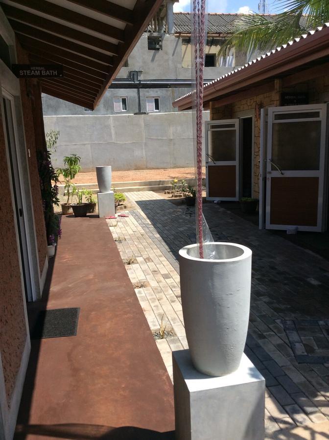 Oasey Ayurveda Hotel Bentota Bagian luar foto