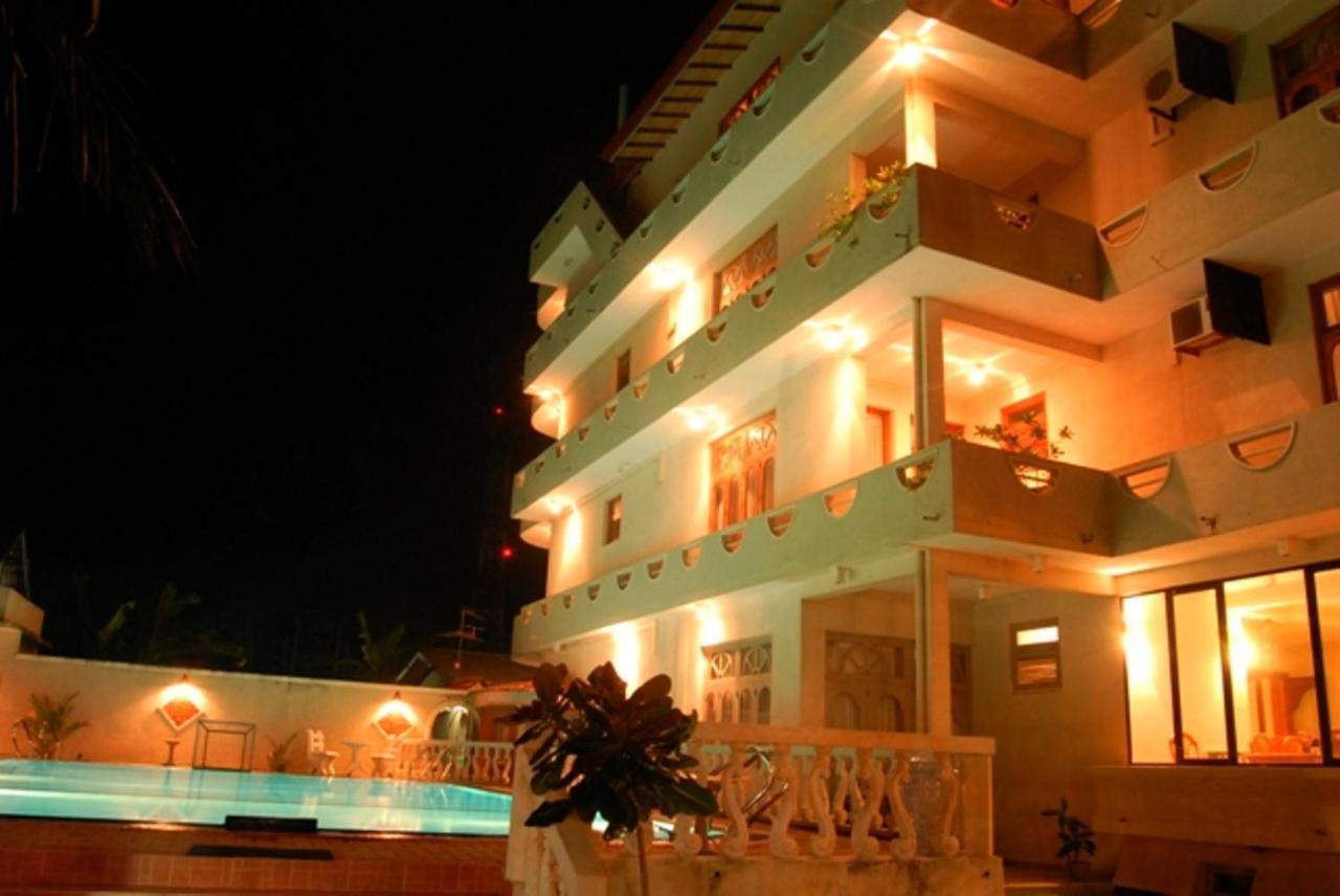 Oasey Ayurveda Hotel Bentota Bagian luar foto